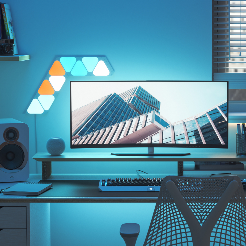 https://us-cdn.nanoleaf.me/assets/img/products/shapes/owl/triangles/smk/9pk/3-nanoleaf-shapes-light-rgb-office-desk-9@1x.jpg