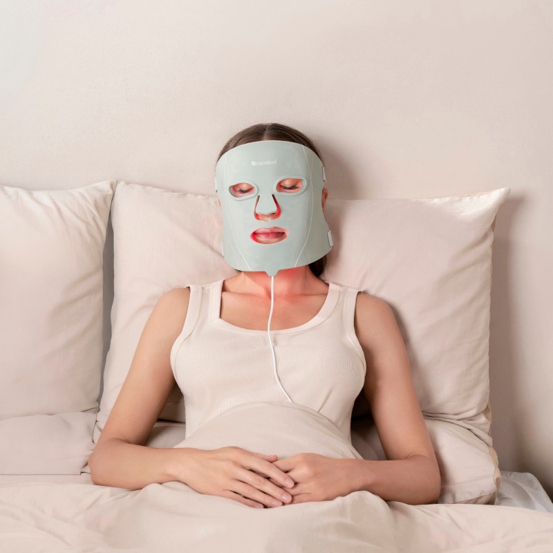 Nanoleaf LED Light Therapy Face Mask